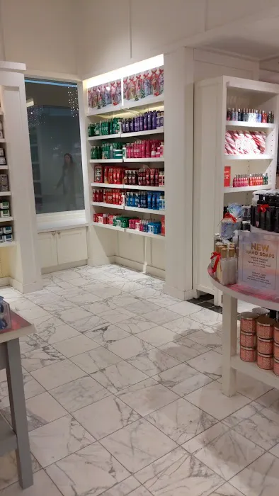 Bath & Body Works 8