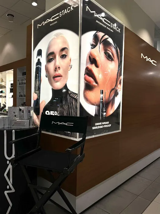 MAC Cosmetics 4