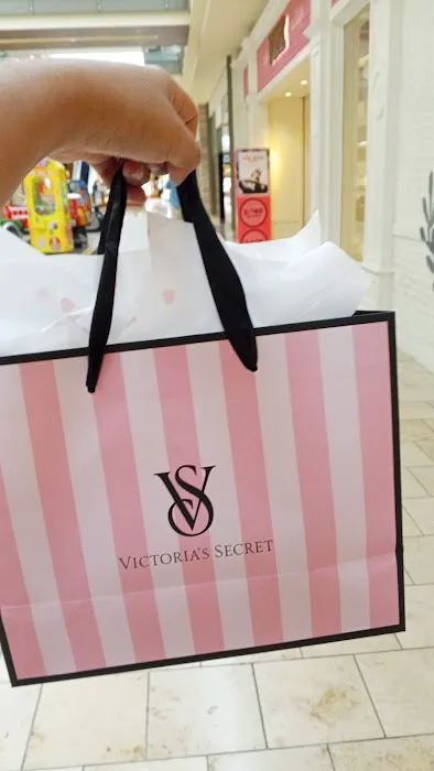 Victoria's Secret & PINK by Victoria's Secret 4
