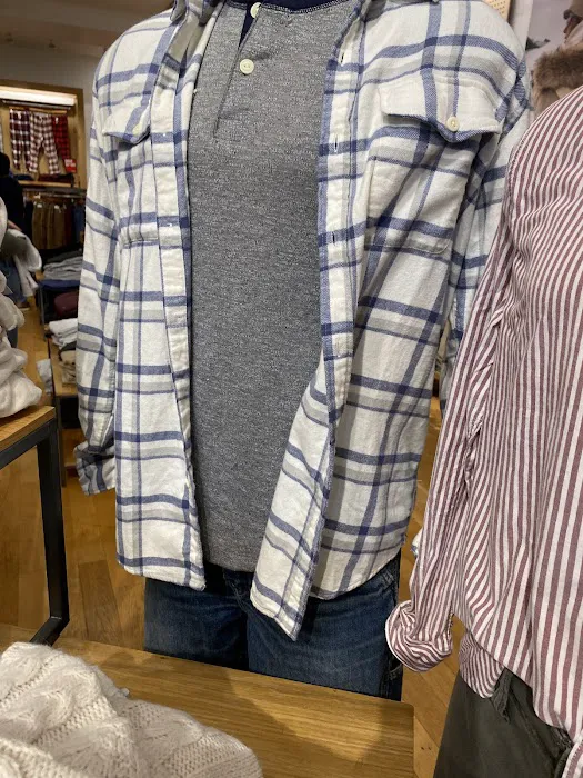 American Eagle 9