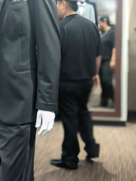 Men's Wearhouse 8