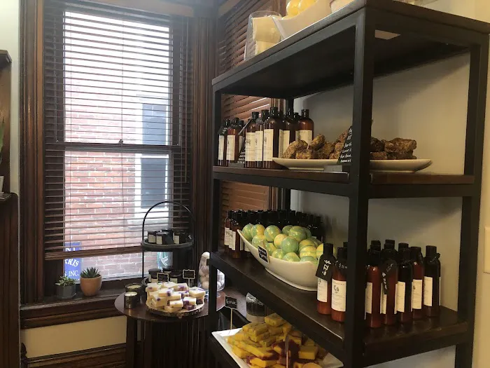 3rd & Sycamore (formerly Tiki Botanicals) 7