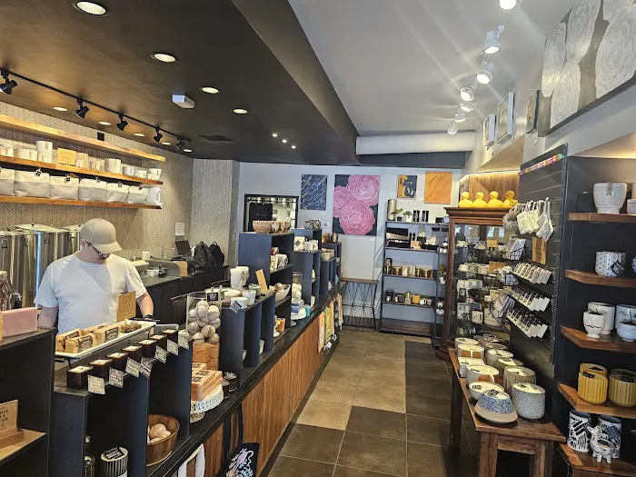 3rd & Sycamore (formerly Tiki Botanicals) 9