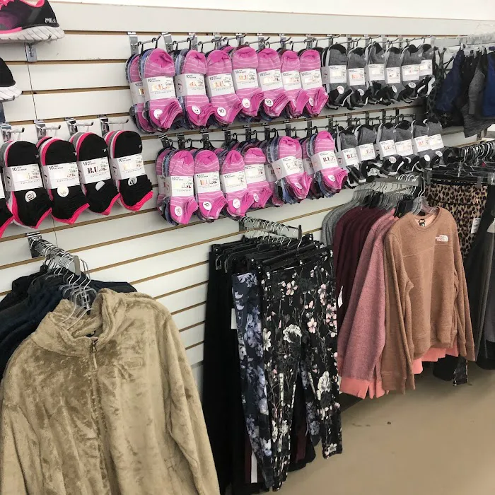 Discount Fashion Warehouse Hilliard 2