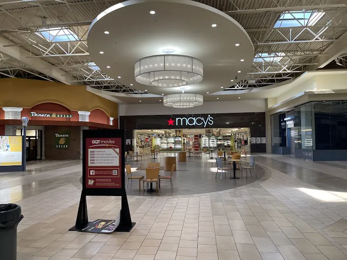 Macy's 9