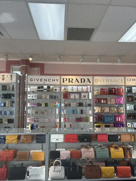 Bella Isla Mall - Phone Fix Service 0