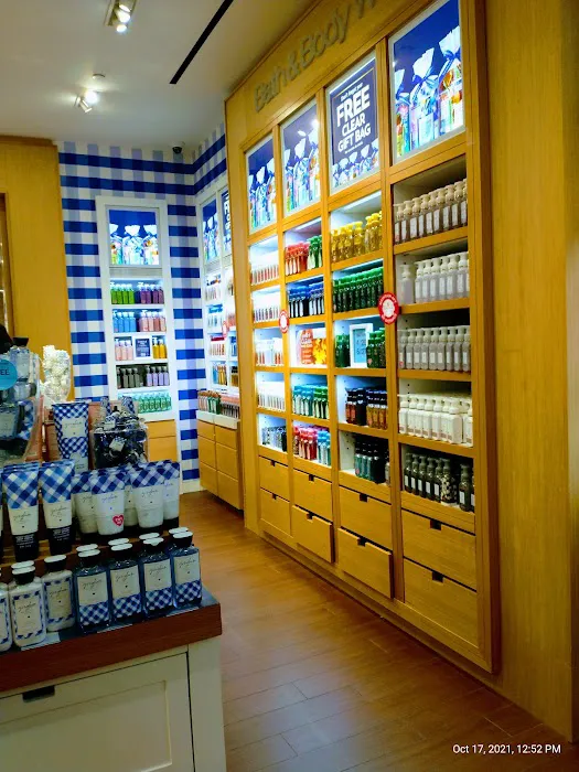 Bath & Body Works 9