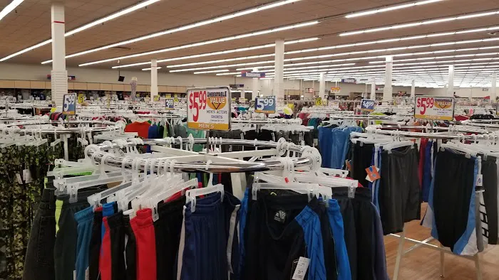 Roses Discount Store 0
