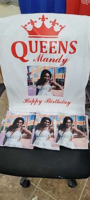 Custom T-shirt and perfumes 3