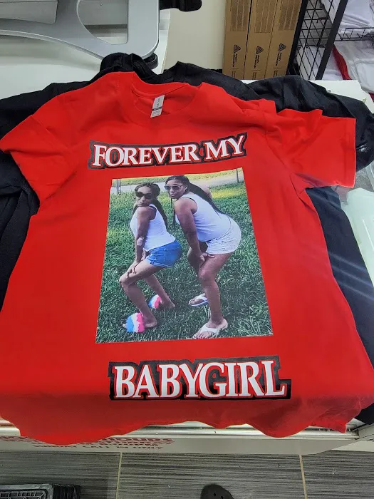 Custom T-shirt and perfumes 5