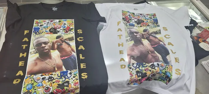 Custom T-shirt and perfumes 4