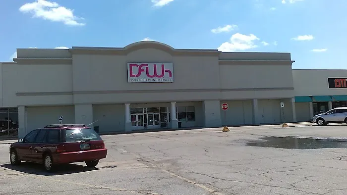 Discount Fashion Warehouse Great Western 0