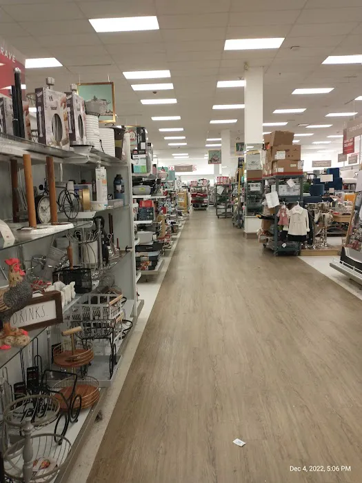 Marshalls & HomeGoods 0