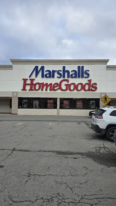 Marshalls & HomeGoods 6