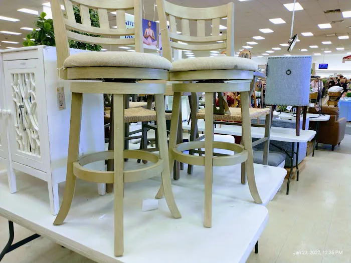 Marshalls & HomeGoods 7