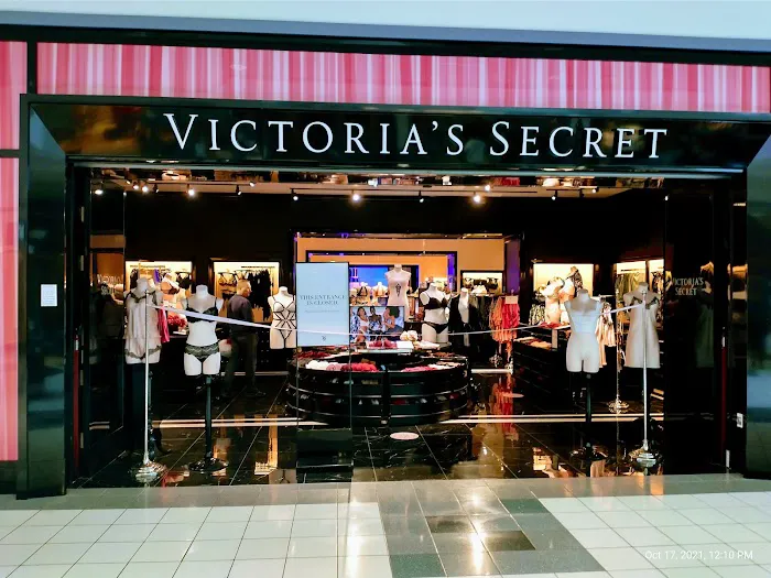 Victoria's Secret & PINK by Victoria's Secret 0