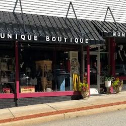 Bella Unique Boutique ico
