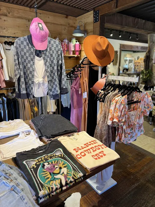 The Fernweh Boutique 3