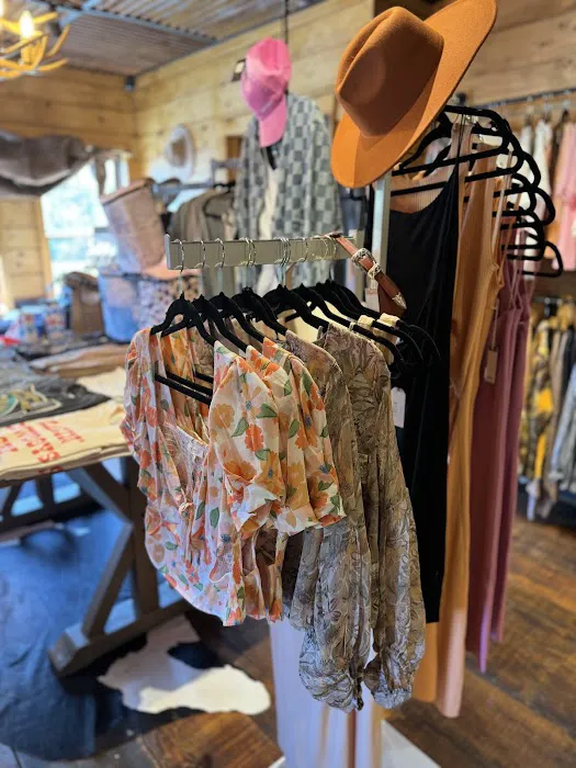 The Fernweh Boutique 8