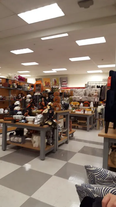 T.J. Maxx 1
