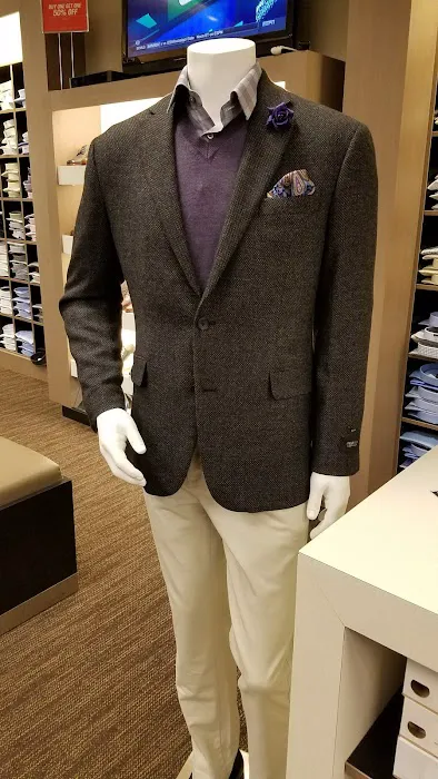 Men's Wearhouse 4