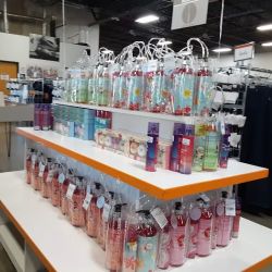 Discount Fashion Warehouse Gahanna ico
