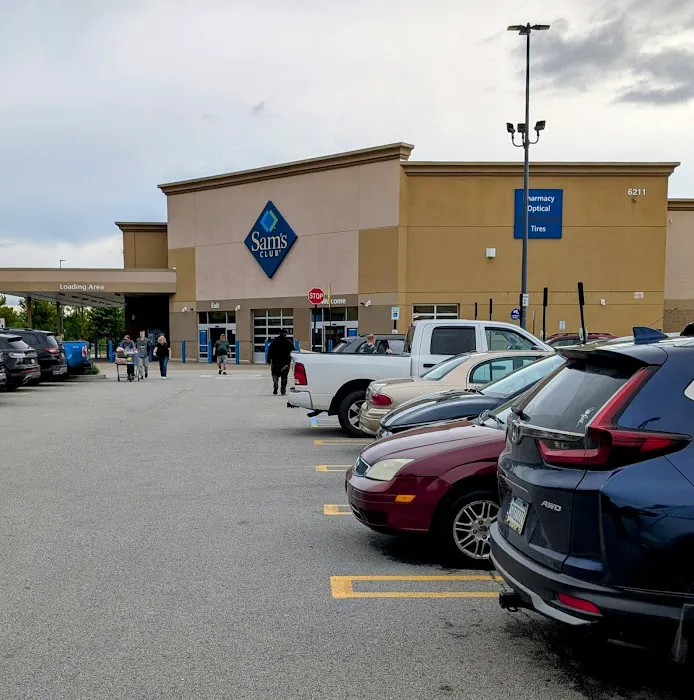 Sam's Club 8
