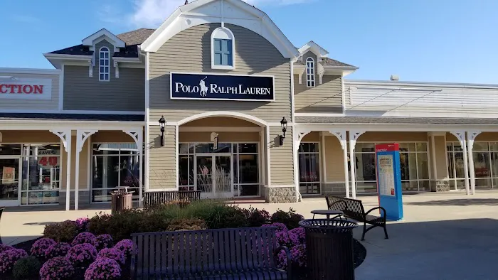 Polo Ralph Lauren Factory Store 9