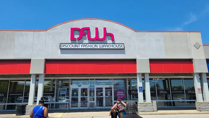 Discount Fashion Warehouse Elyria 6