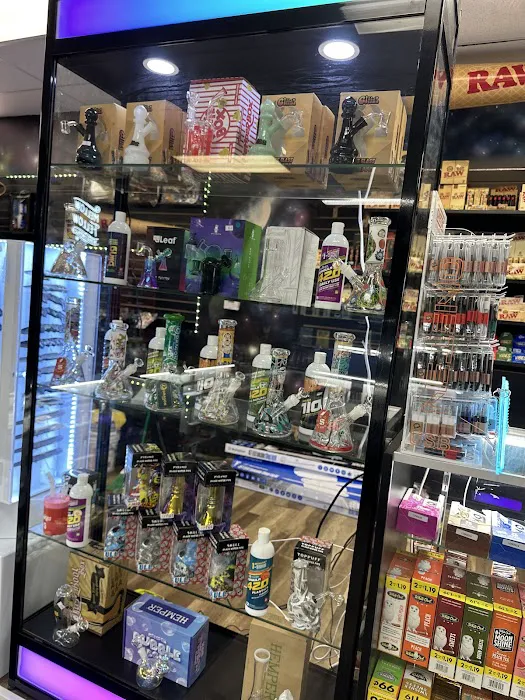 Magic wizards smoke and vape shop 1