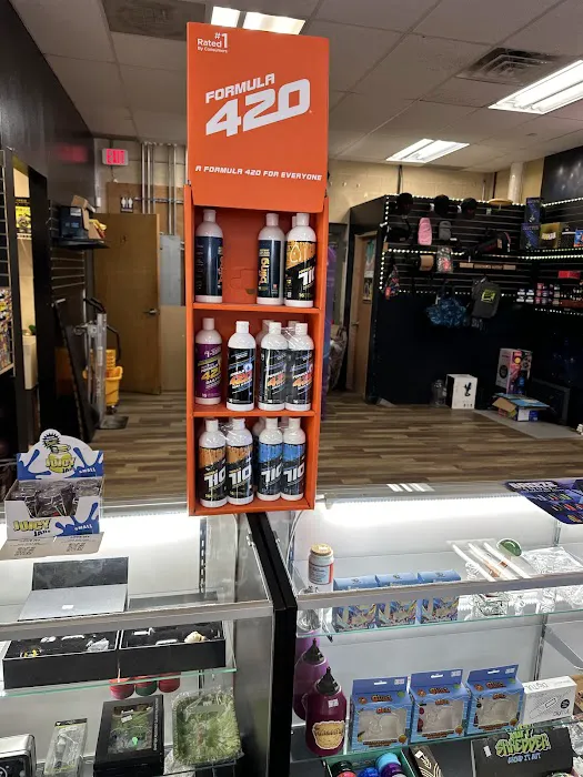 Magic wizards smoke and vape shop 4