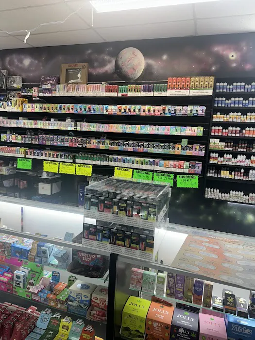 Magic wizards smoke and vape shop 5