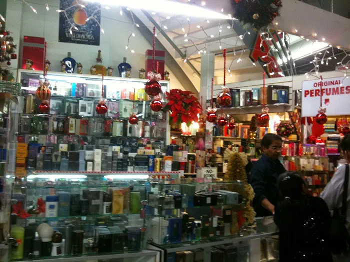 Jaya's Perfumes 8