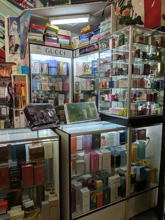 Jaya's Perfumes 9