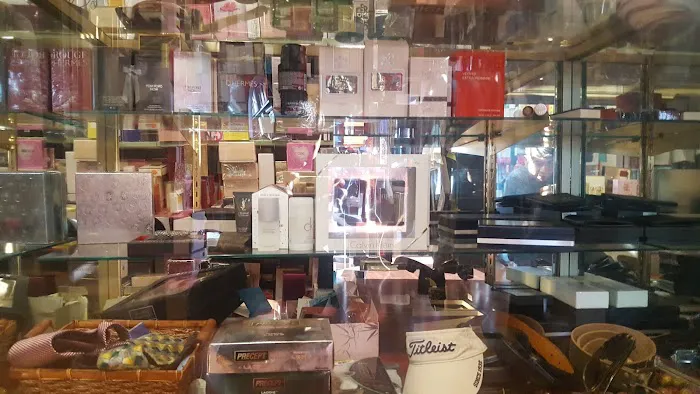 Divine Illusions Perfume, Gift & Flowers 0