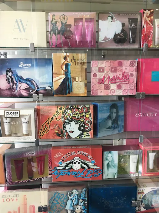 Boutique of perfumes 5