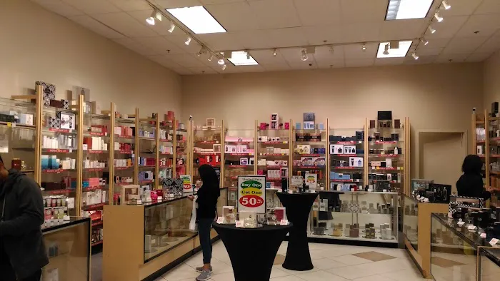 Fragrance Outlet 1