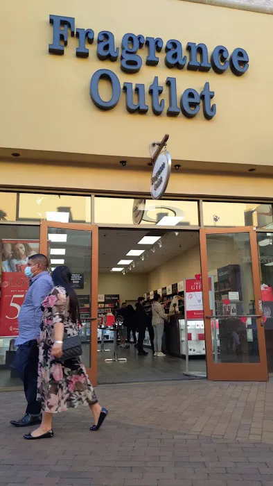 Fragrance Outlet 3