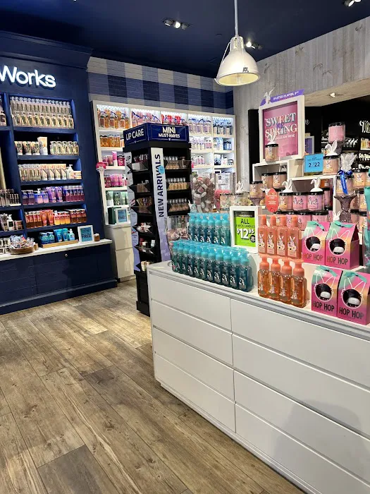 Bath & Body Works 1