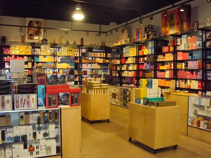General Perfume Store 2
