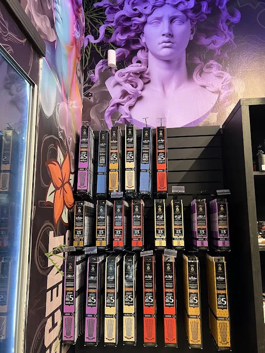 Smoke & Scent Corner 7