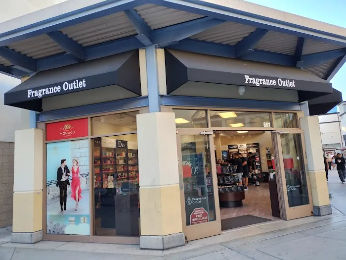 The Fragrance Outlet 3