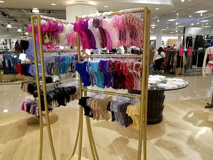 Nordstrom 6