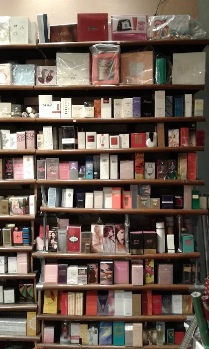 Luxury Perfumes 0