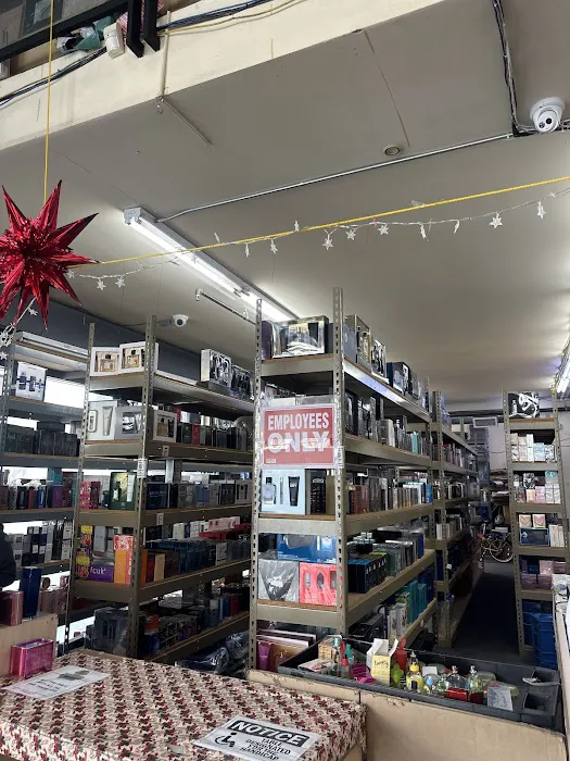 Perfumeria Starlux 3