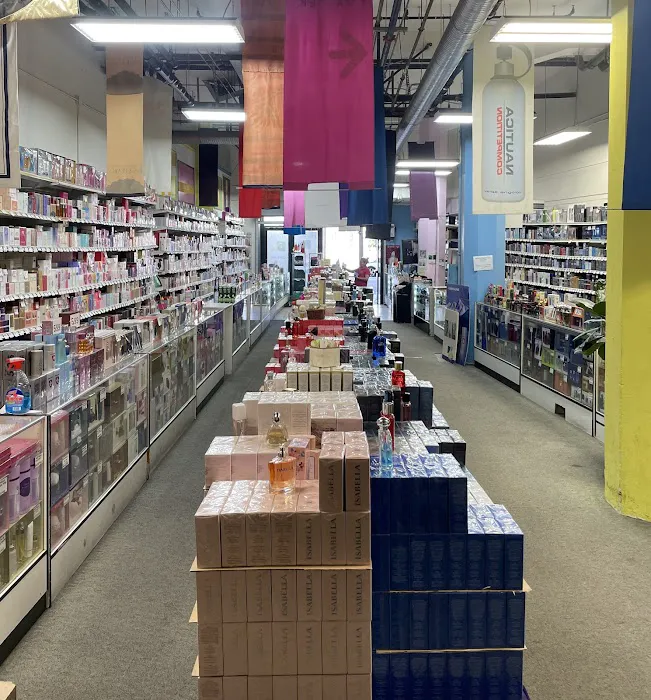 Perfume Warehouse Inc 3