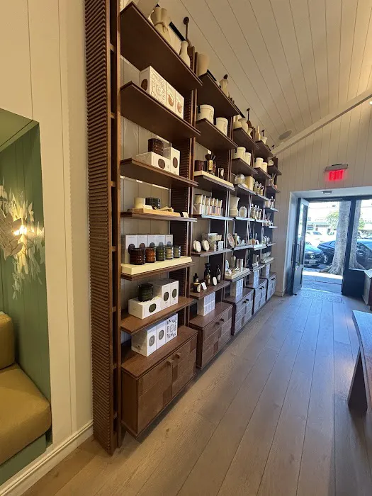Diptyque Larchmont 1