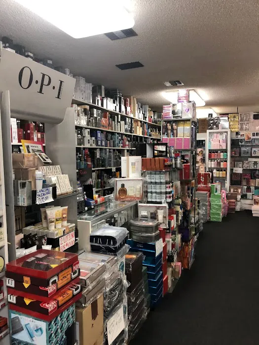 Perfumes West 3