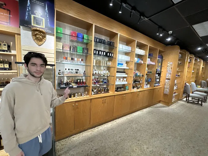 Beverly Hills Perfumery 3