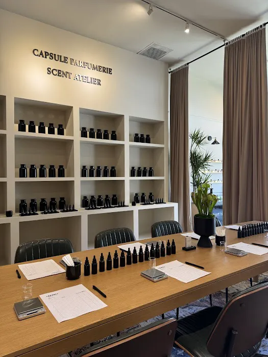 Capsule Parfumerie 1